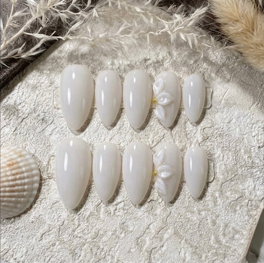 White Blossom Set